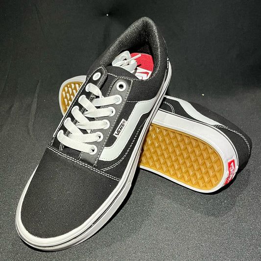 Tenis Vans Choclo Negro Blanco