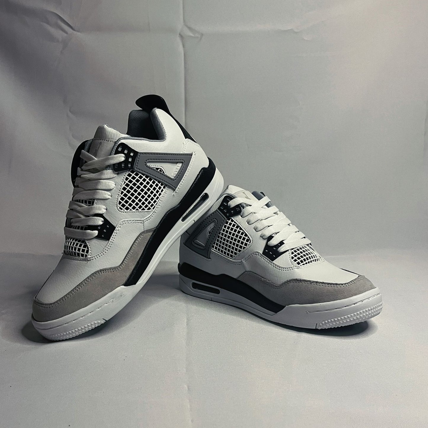 Retro 4 Blanco Gris Negro
